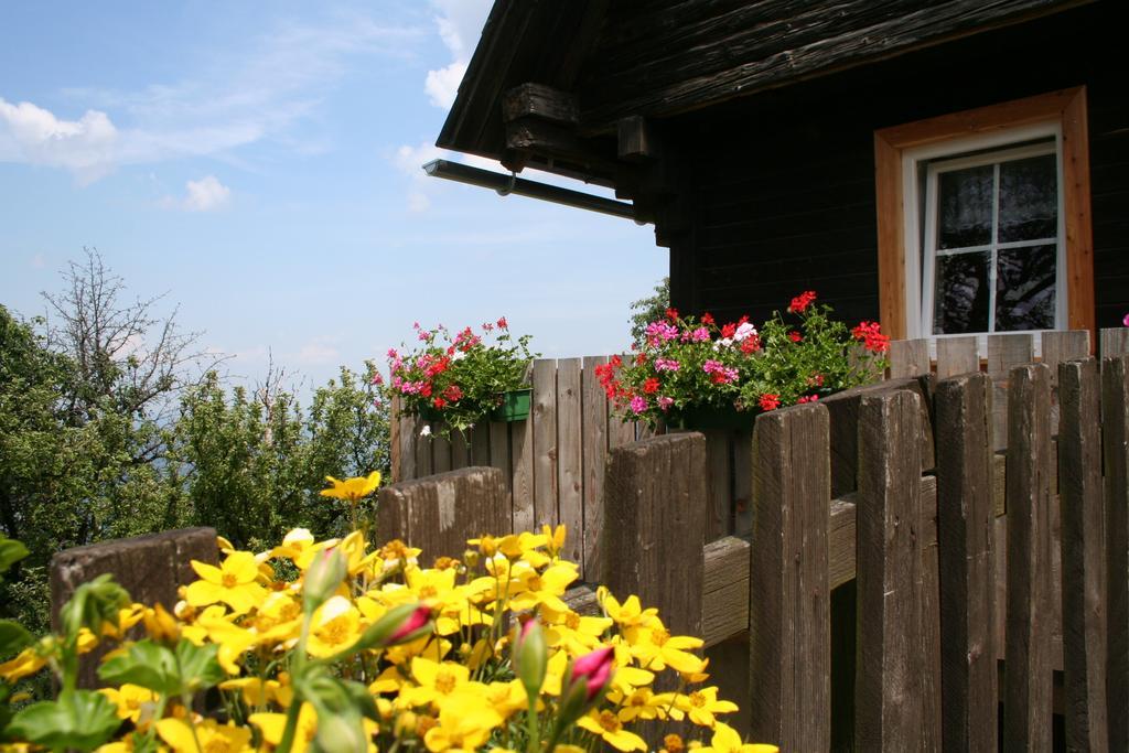 Ferienhaus Legat - Ein Platz Zum Traumen Hotel Pongratzen Exterior foto