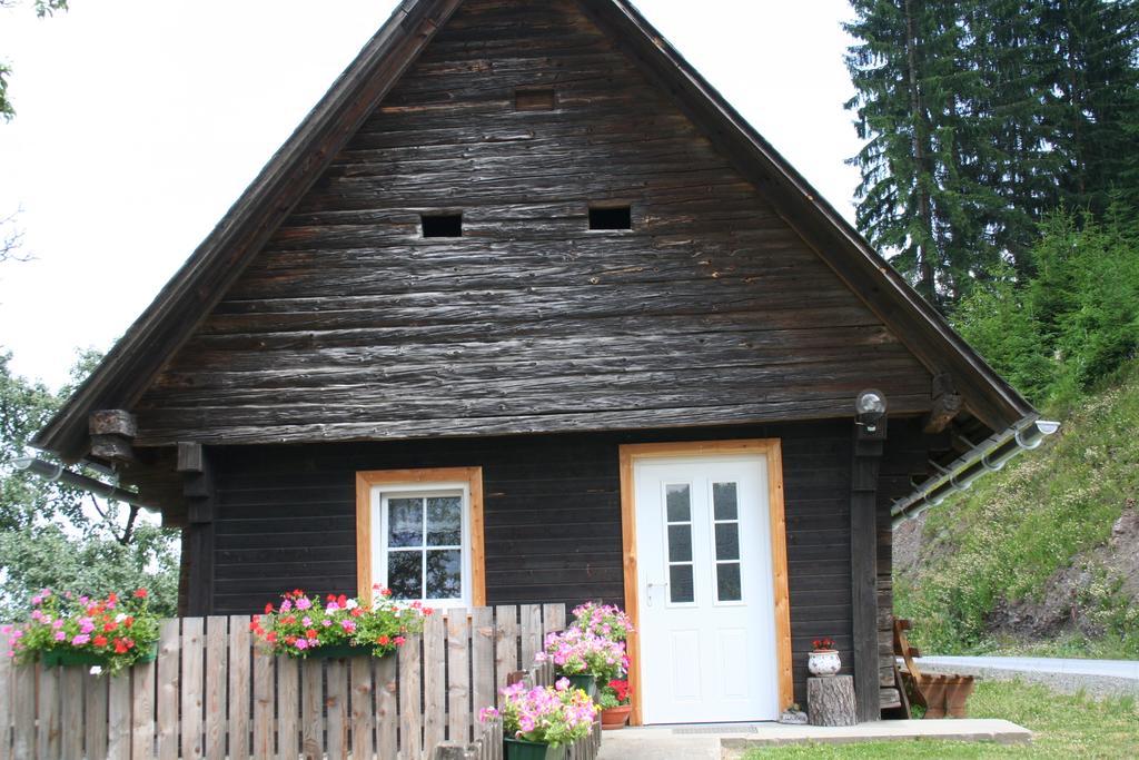 Ferienhaus Legat - Ein Platz Zum Traumen Hotel Pongratzen Exterior foto