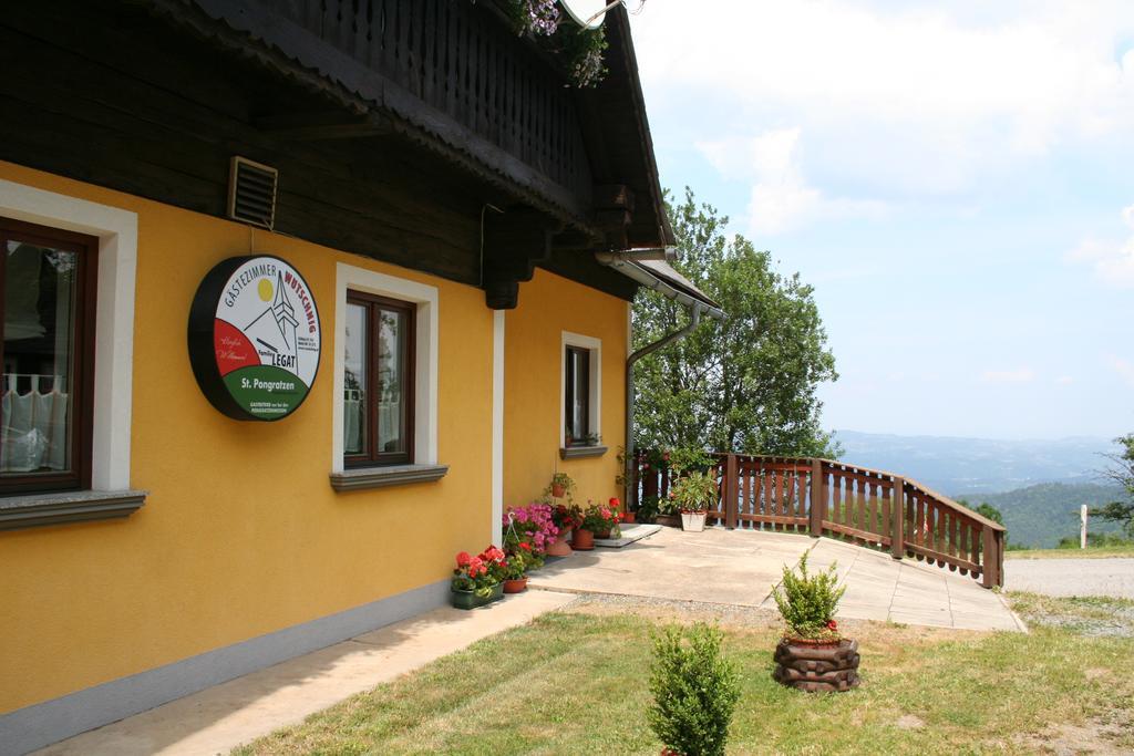 Ferienhaus Legat - Ein Platz Zum Traumen Hotel Pongratzen Exterior foto